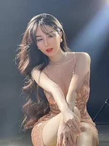 Saigon Beauty Influencer Shares Emotional Journey and Essential Tips for Long Hair Care - image 4