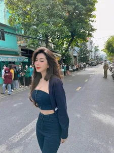 Saigon Beauty Influencer Shares Emotional Journey and Essential Tips for Long Hair Care - image 6