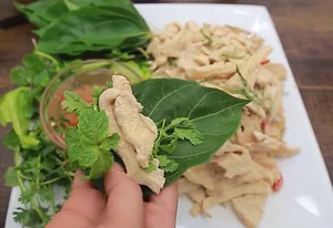Discover the Best Local Flavors: A Culinary Journey Through Hai Duong, Vietnam - image 2