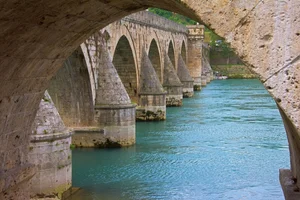 Discover the Architectural Marvel: The Legendary Bridge of the Ottoman Empire - image 4