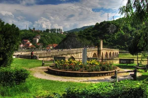 Discover the Architectural Marvel: The Legendary Bridge of the Ottoman Empire - image 9
