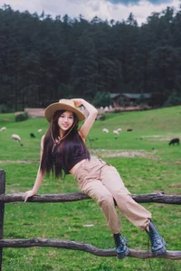 Elegant Portraiture in YiTuYu Art Language Vol.5109 Featuring Pei Tong Xue - image 22