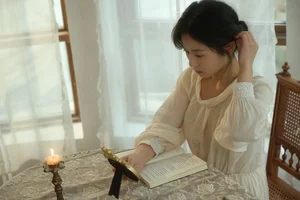Elegant Portraiture: YiTuYu Art Language Vol.10143 Featuring Yi Yi - image 1
