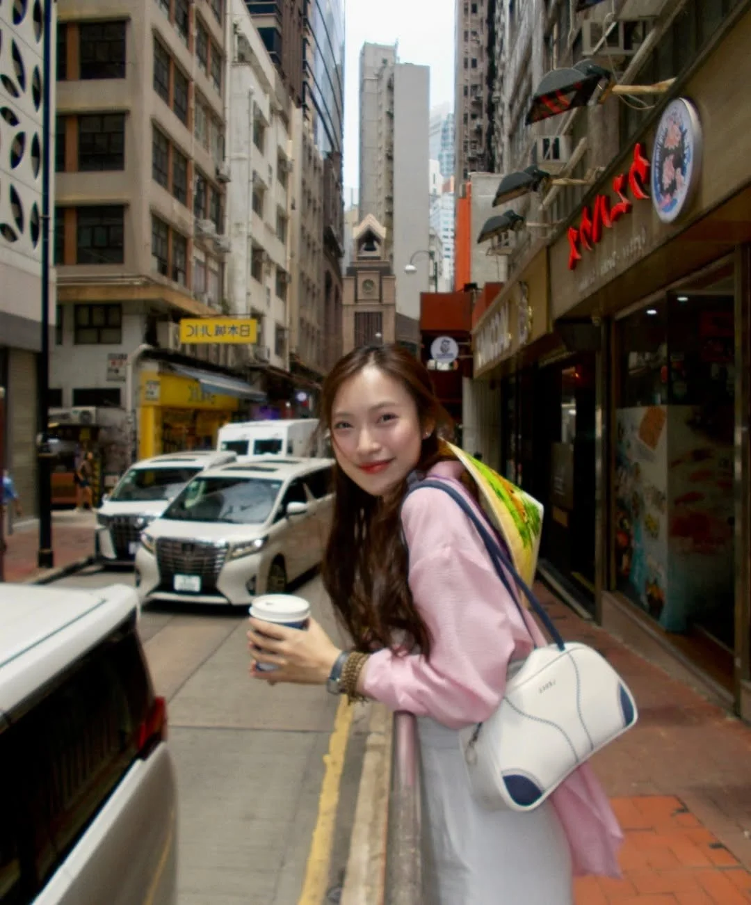 Khanh Vy Showcases Vietnamese Culture in Hong Kong Travel Series