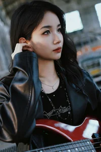 YiTuYu Art Language Vol.10154: Tou Ming Yu Yu 16P Digital Portrait Series - image 1