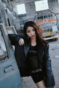 YiTuYu Art Language Vol.10154: Tou Ming Yu Yu 16P Digital Portrait Series - image 10