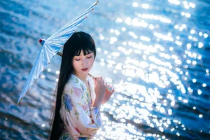 YITUYU Art Language 2024.03.08: Exploring the Ethereal Beauty of Flowers in Water - image 11