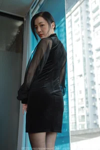 IESS Wanping Black Rose: A Sophisticated Dark Aesthetic Fashion Collection - image 55