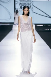 Huynh Tu Anh: The Rising Star of Vietnam Fashion Week - image 14