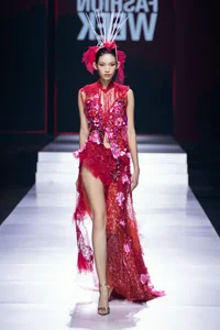 Huynh Tu Anh: The Rising Star of Vietnam Fashion Week - image 4