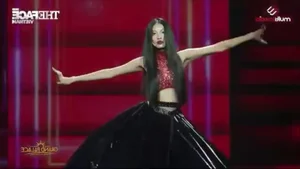 Huynh Tu Anh: The Rising Star of Vietnam Fashion Week - image 15