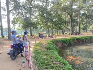 Exploring the Mystical Beauty of Ba Om Pond: A Cultural Gem in Vietnam’s Mekong Delta - image 7