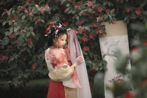 The Elegance of Yu Ming: YITUYU Art Language 2024.02.19 feat. Jin Zou Ba - image 13