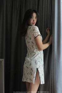 IESS SXJ No.1680: Xiao Jiu Showcases Urban Elegance and Silk Fashion - image 18