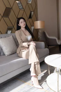 XiuRen No.11282: Featuring Model An Ran in a Stunning 73-Photo Collection - image 1