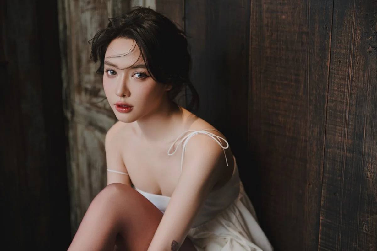 The Spectacular Transformation of Bich Phuong: From Pop Star to Fashion Icon