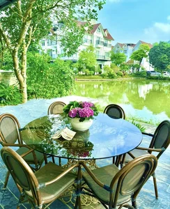 Inside the Dreamy $2.5 Million Luxury Villa Garden of Vietnamese Star La Thanh Huyen - image 2