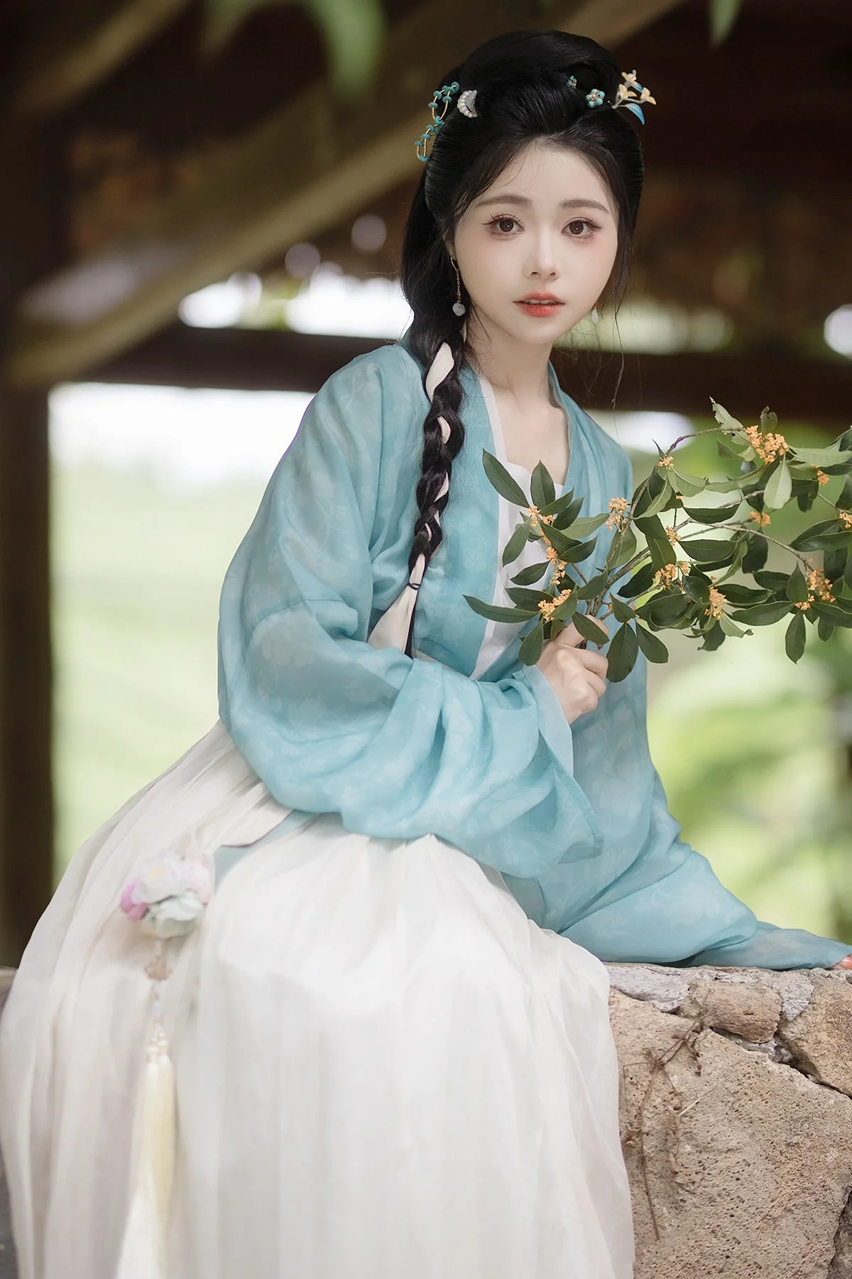 Elegant Aesthetics: YiTuYu Art Language Vol.5566 with Model Ting Er