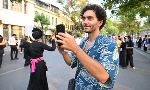 Hanoi Traditional Costume Parade: A Vibrant Celebration of Culture - image 5
