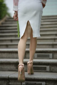 IESS Xiao Liu Urban Beauty Collection - Modern City Style and Sophistication - image 39