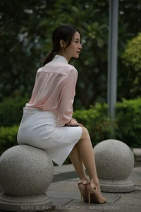IESS Xiao Liu Urban Beauty Collection - Modern City Style and Sophistication - image 45