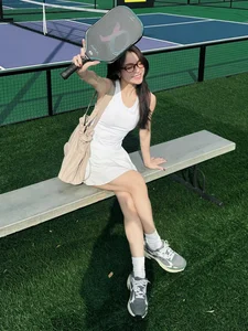 Stunning Beauty Transformation of Da Nang Influencer Nhat Le: Latest Trendy Looks and Modern Fashion Inspiration - image 8