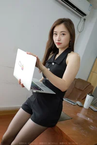 IESS Black Silk Typist: Professional Office Style Photography Gallery - image 48