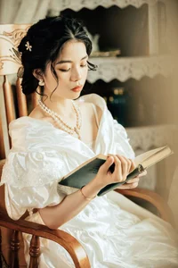 Timeless Grace: Discover Xuan Xuan’s Retro Portraits in a Captivating Oil Painting Aesthetic - image 23