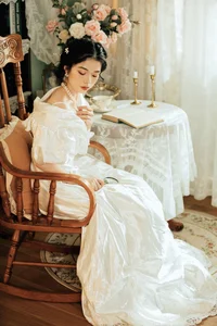 Timeless Grace: Discover Xuan Xuan’s Retro Portraits in a Captivating Oil Painting Aesthetic - image 13