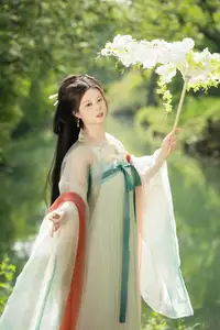 Xi Gua's Graceful Hanfu Elegance | YiTuYu Vol.8558 Collection - image 15