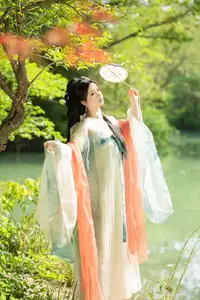 Xi Gua's Graceful Hanfu Elegance | YiTuYu Vol.8558 Collection - image 8