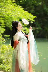 Xi Gua's Graceful Hanfu Elegance | YiTuYu Vol.8558 Collection - image 10