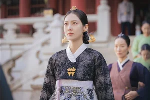 K-Drama Actress Reveals the Harsh Reality of Leaving SM Entertainment - image 0