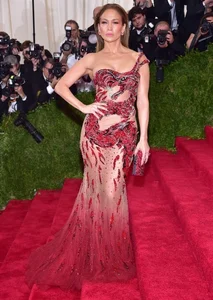 Jennifer Lopez at the Met Gala: Two Decades of Iconic Red Carpet Moments - image 1