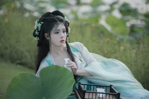 Captivating Visuals from YiTuYu Art Language Vol.5154 with Dai Bu Zhu De Yi Mi - image 32