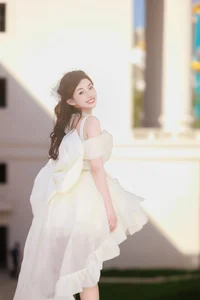 Elegant Visual Narratives: YiTuYu Art Language Vol.4951 Featuring Pei Tong Xue - image 12