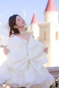 Elegant Visual Narratives: YiTuYu Art Language Vol.4951 Featuring Pei Tong Xue - image 14
