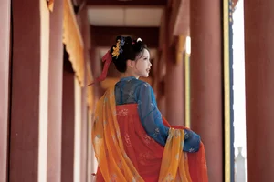 Timeless Elegance in Hanfu: YiTuYu Art Language Vol.8852 featuring E E Chi Bu Bao - image 5