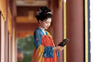 Timeless Elegance in Hanfu: YiTuYu Art Language Vol.8852 featuring E E Chi Bu Bao - image 2