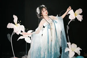 YiTuYu Art Language Vol.6340: Featuring the Mesmerizing Mu Mu in a Contemporary Photography Series - image 11
