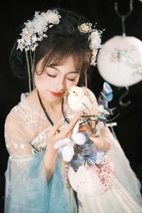 YiTuYu Art Language Vol.6340: Featuring the Mesmerizing Mu Mu in a Contemporary Photography Series - image 1