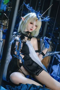 Enchanting Fantasy: The Ethereal Knight Fleurdris Brought to Life by Coser A Xun Kaori - image 5