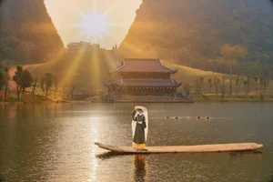 Discover Thung Ui, Ninh Binh: A Cinematic Valley in Vietnam That Looks Like a Historical Drama Movie Set - image 8