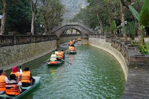 Discover Thung Ui, Ninh Binh: A Cinematic Valley in Vietnam That Looks Like a Historical Drama Movie Set - image 4