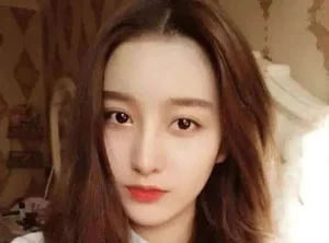 The Mysterious Beauty of Liu Nie: Meet the Only Daughter of Sun Wukong Actor Liu Xiao Ling Tong - image 3