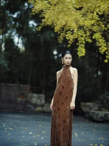 Art Language Vol.10436: Exploring the Aesthetic Elegance of Yi Ming in YiTuYu Photography - image 4
