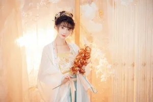 Exploring Elegance in YiTuYu Art Language Vol.6197 with Qi Luo Sheng De Xiao Su Su - image 6