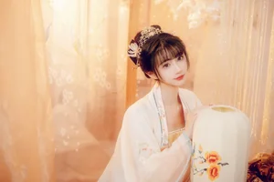 Exploring Elegance in YiTuYu Art Language Vol.6197 with Qi Luo Sheng De Xiao Su Su - image 3