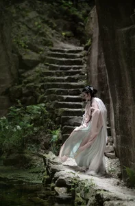 Captivating Visual Storytelling in YiTuYu Art Language Vol.5279 Starring Ting Er - image 0