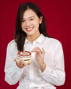 Anh Vien at 28: The Stunning Transformation of Vietnam's 'Little Mermaid' - image 8